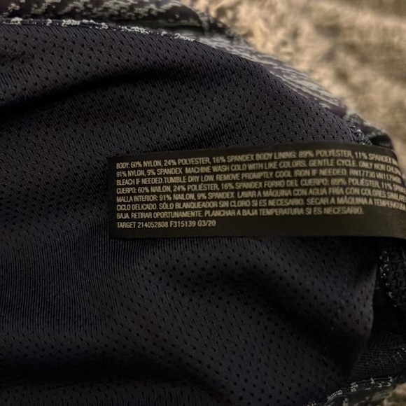 NWT all in motion Size:M sports bra - Picture 6 of 6